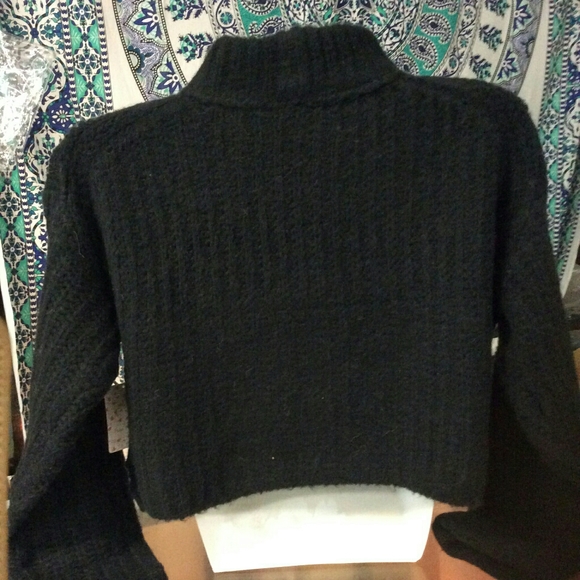Free People Alpine Crop Sweater NWT - Picture 2 of 6